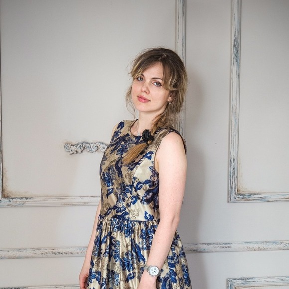 Meet your Posher, Liza - Picture 1 of 1